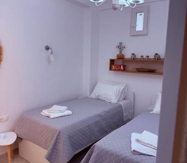 Kokinos Pirgos Apartment | Melina's Sunset