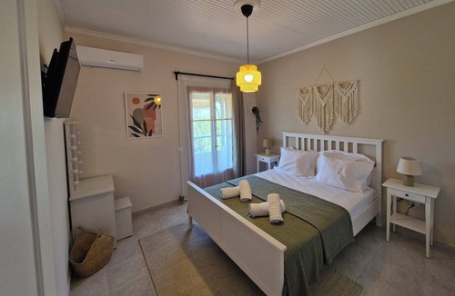 Razata Villa | Melitini's Villa