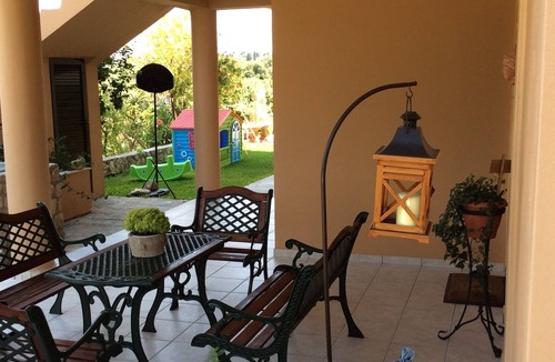 Menegata House | Menegata garden home