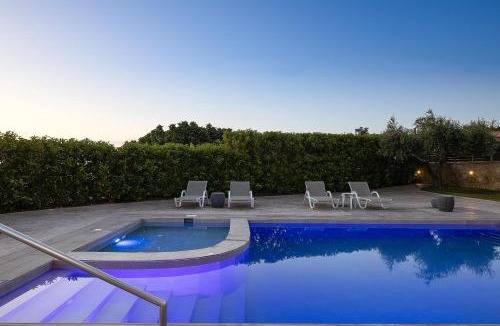 Asteri Villa | Merastri Villa