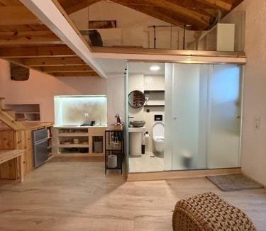 Plomari Apartment | Michalelis Loft & Cave