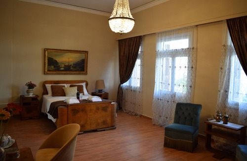 Kounoupidiana House | Minoa Downtown Garden villa