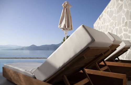 Aktio-Vonitsa Villa | Modern Villa! Perfect For a Family Getaway!