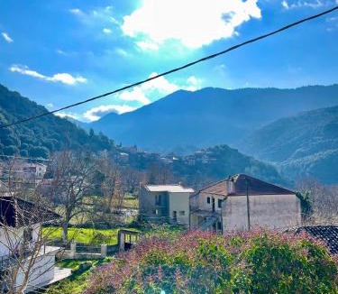 Planiteron Apartment | Mountain Hotels "Achais"