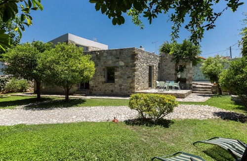Pigi Villa | Muazzo Creta Stone House, Nature Escape with Pool