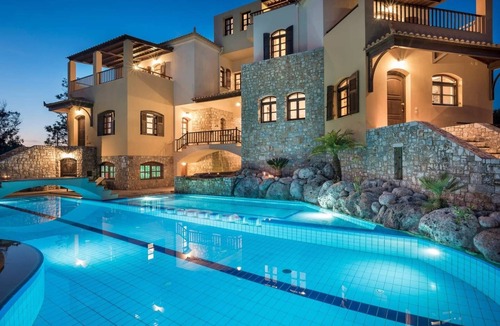 Maleme Villa | Natali Luxury Villa (Iason Villas), 9 Bedrooms, Private Pool, Garden, Next To Ma