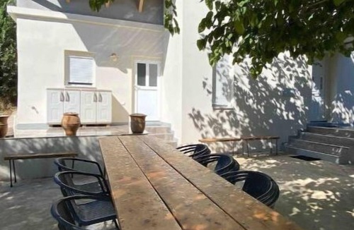 Mesolongi House | Natural Retreat Shelter #Unoblu®