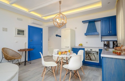Plaka Villa | Naxos Depis Edem 2 luxury villas/6 bedrooms with pools