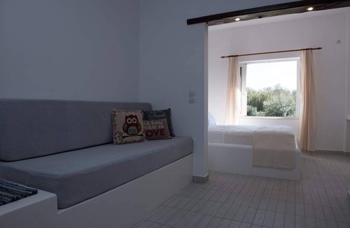 Agía Eiríni Apartment | Nemesis Paleochora new