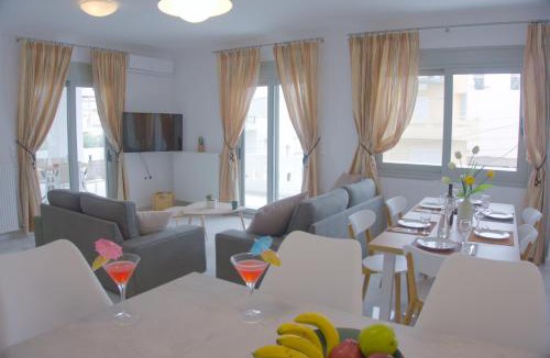 Chania Town Apartment | New Big Modern City Center Apartment
