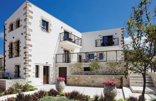 Chamalevri Villa | New luxurious villa with stunning pool,views &bbq!
