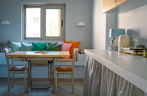 Stoupa Cottage | NEW Stoupa Beach Cottage – 2 Bedrooms, 2 Shower rooms, 70m to Sea for Easy Days