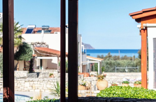 Asprouliani Villa | [NEW] Villa Lea, stylish,/w pool & at a great location
