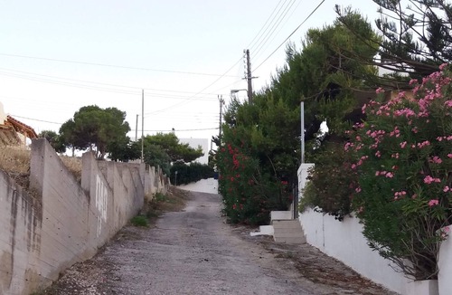 Lavreotiki House | Next to the sea for relaxation, near to the Airport, the Lavrio port and Ahens