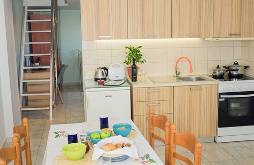 Gra Lygia Apartment | Nirou Studio by the beach