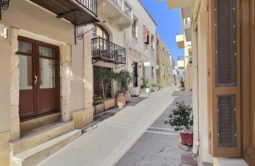 Old Town Rethymnon Apartment | Old Town Apartment, Near the Beach