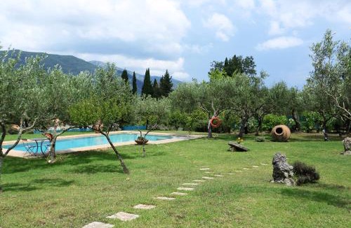 Ano Korakiana House | Olive Áno Korakiána