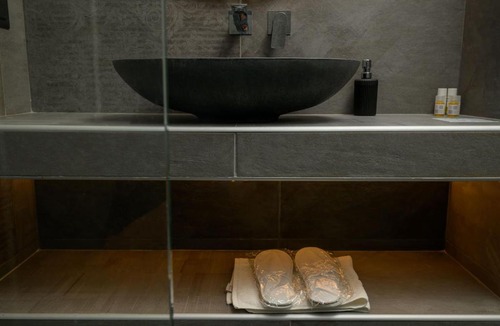 Plomari Apartment | Olive Green Studios and Apartments