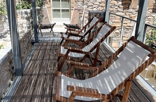 Lefktron Villa | Olive Press 1816 | Pool & Terrace | Walk to Beach