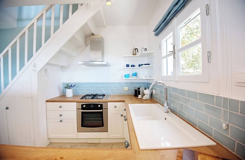 Alonnisos Old Town House | Olive Tree House