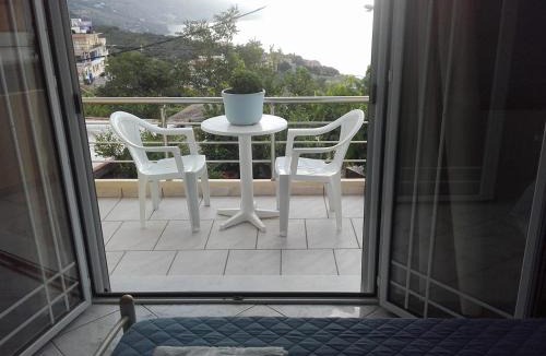 Katochori House | Olympic View Guesthouse