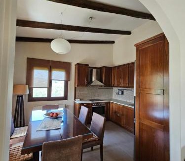 Plepi Apartment | Orestis' Family House
