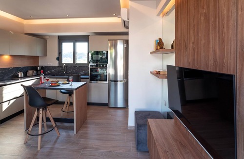 Petaloudes Apartment | Palmeral Luxury Suites - Robelini First Floor