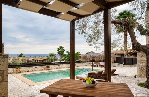 Nea Skioni Villa | Palmrise Luxury Villas - Thea Villa