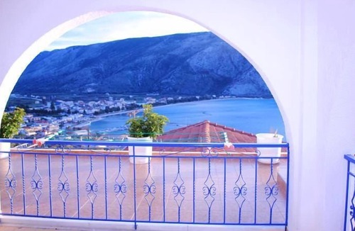 Plataria Apartment | Panorama Ionio Studios & Apartments