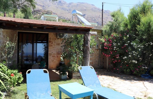 Triopetra House | Panoramic view of the sea, close to the beach, wifi - holiday home Triopetra, Cr