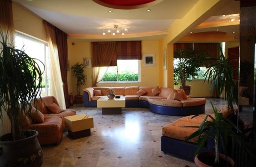 Violi Charaki Hotel | Pantheon Hotel