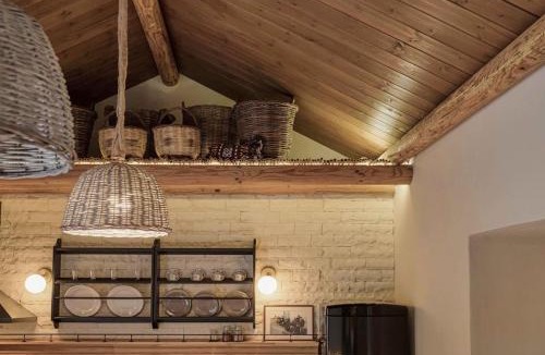 Pemonia House | Pappon Homestead