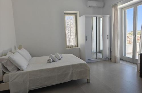 Nea Cryssi Akti House | Paros Vista Residence