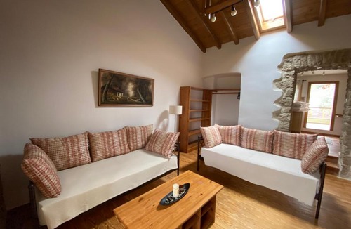 Archea Korinthos House | Pegasus House