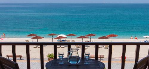 Papa Nero Hotel | Pelagos Hotel