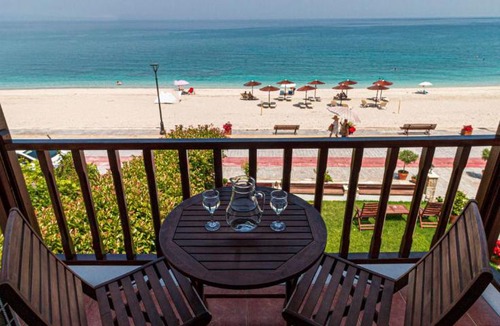 Papa Nero Hotel | Pelagos Hotel