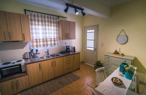 Apollonia Apartment | Penny's Apartment