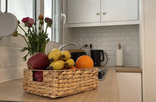 Elefsina Apartment | Persephone Stay Inn