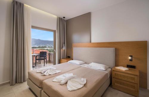 Limeniskos Apartment | Petritos Rooms and Studios