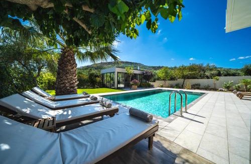 Kissamos Villa | Petronila Luxury Villa with heated private pool