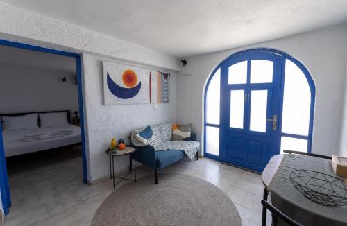 Koutsounari Apartment | Phone Booth