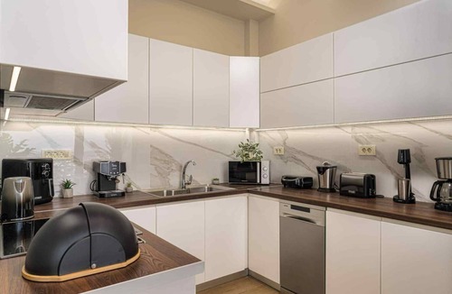 Pantokratoras Villa | Pietra Cave Suite with private pool