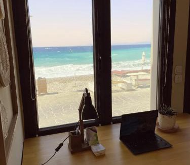 Kokkari Apartment | Ploes Coastal Apartments