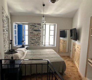 Plomari House | Plomari Geometer House