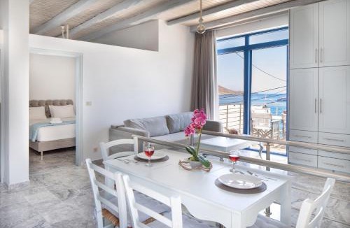 Loutro Apartment | Plori - Molos Apartments