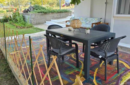 Fanari House | Pomegranate Seaside Corner