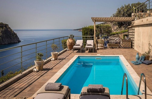 Frourion Villa | Premium Kefalonia Villa | Villa Hevlaska | 2 Bedrooms | Seafornt | Spectacular.