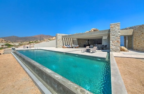 Milopotas Villa | Private 3 Br Luxury Peaceful Mylo Villa W Pool Close to Mylopotas Beach