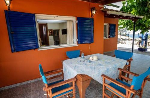 Evgiros House | Private Cottage in Stavros