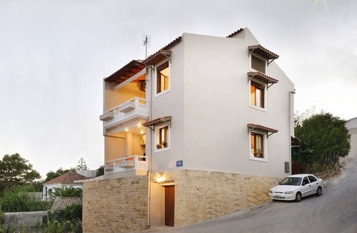 Melissourgio House | PRIVATE FAMILY HOUSE